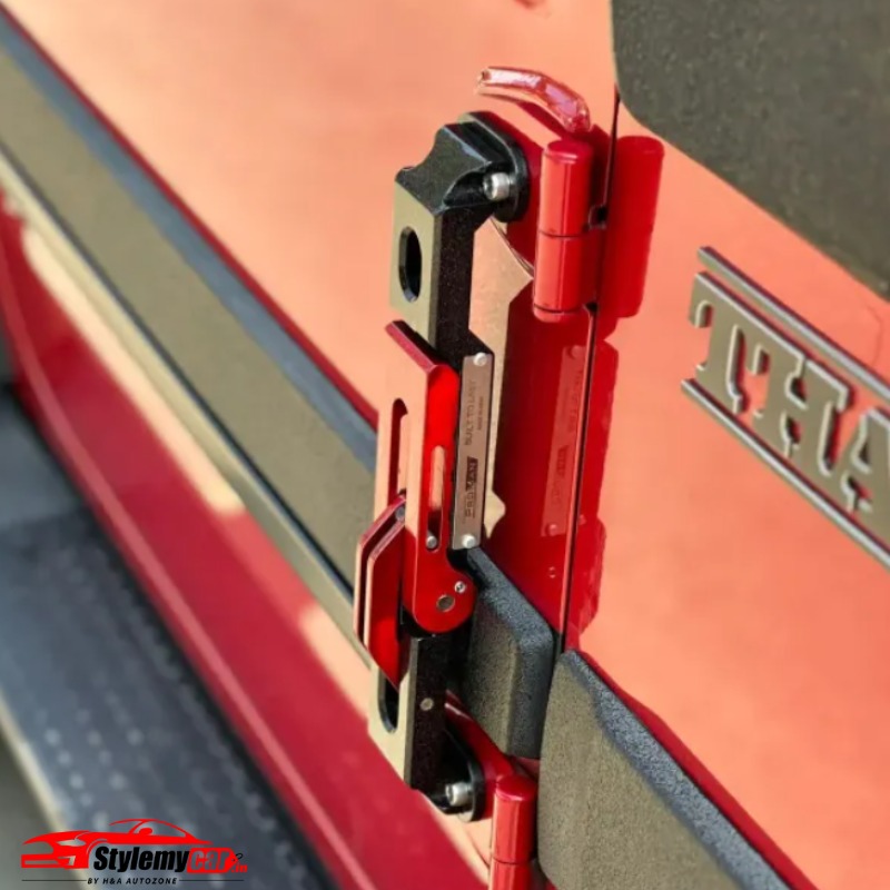 Heavy Duty Door Step Hinge for New Mahindra Thar