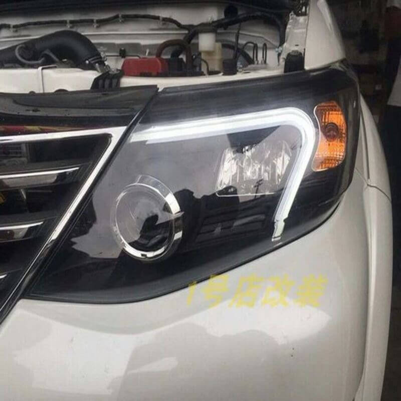 Toyota Fortuner Type 2 Projector Headlights Set